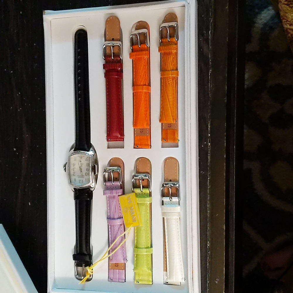 NWT Invicta Watch w/ Straps